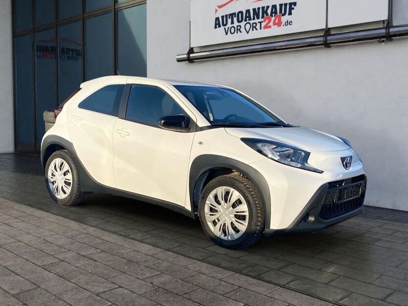 Aygo (X)