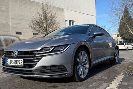 VW Arteon 210.000 km 17.900 &euro; Berlin 13467