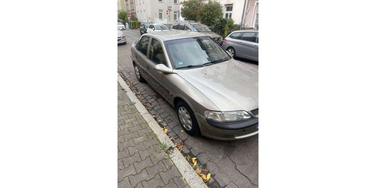 Opel Vectra 130.000 km 2.300 &euro; Frankfurt am Main, Stadt 60385