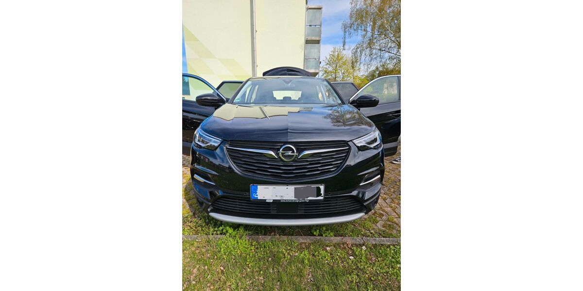 Opel Grandland (X) 92.299 km 13.500 &euro; Mihla 99831
