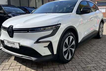 Renault Megane E-Tech 30.426 km 24.890 &euro; Nordhorn 48529