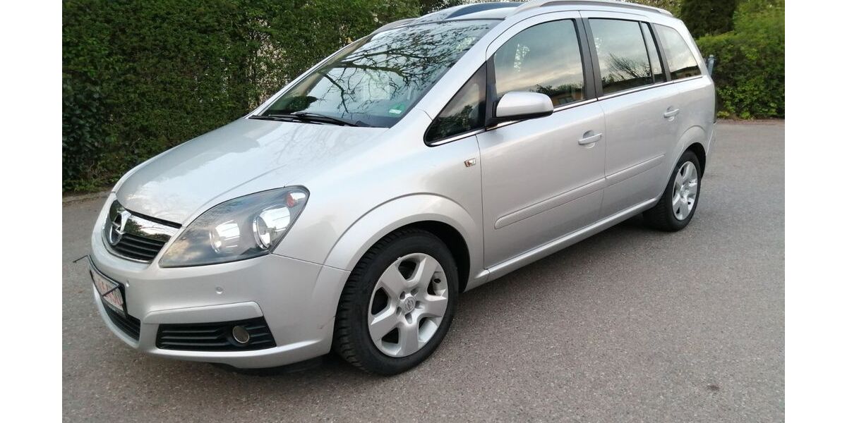 Opel Zafira 103.000 km 5.999 &euro; Pfaffenhofen a.d.Ilm 85276