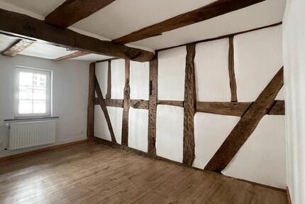 Altbauwohnung mit Balkon und Garten 2 zimmer