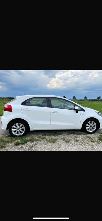 Kia Rio 92.450 km 7.300 € Pocking 94060