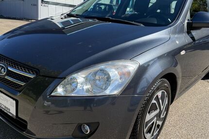 Kia ceed / Ceed 185.000 km 3.490 &euro; Aalen-Essingen 73457