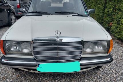 Mercedes-Benz E 230 56.521 km 9.990 &euro; Kochel am see bei München 82431