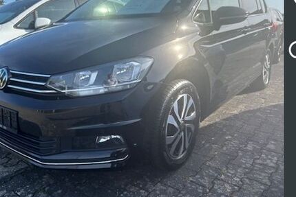 VW Touran 72.200 km 27.789 € Erftstadt 50374