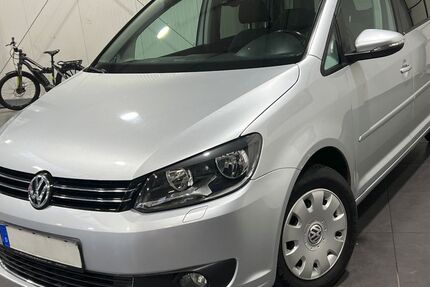 VW Touran 141.000 km 9.995 &euro; Bretten 75015