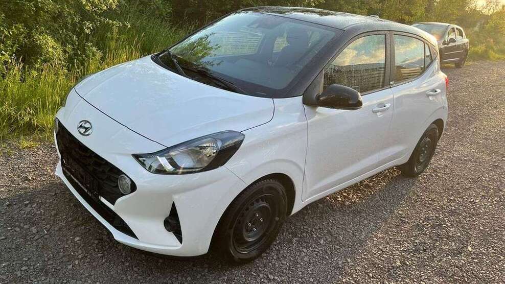 i10