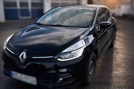 Renault Clio 96.000 km 6.799 &euro; Waldalgesheim 55425