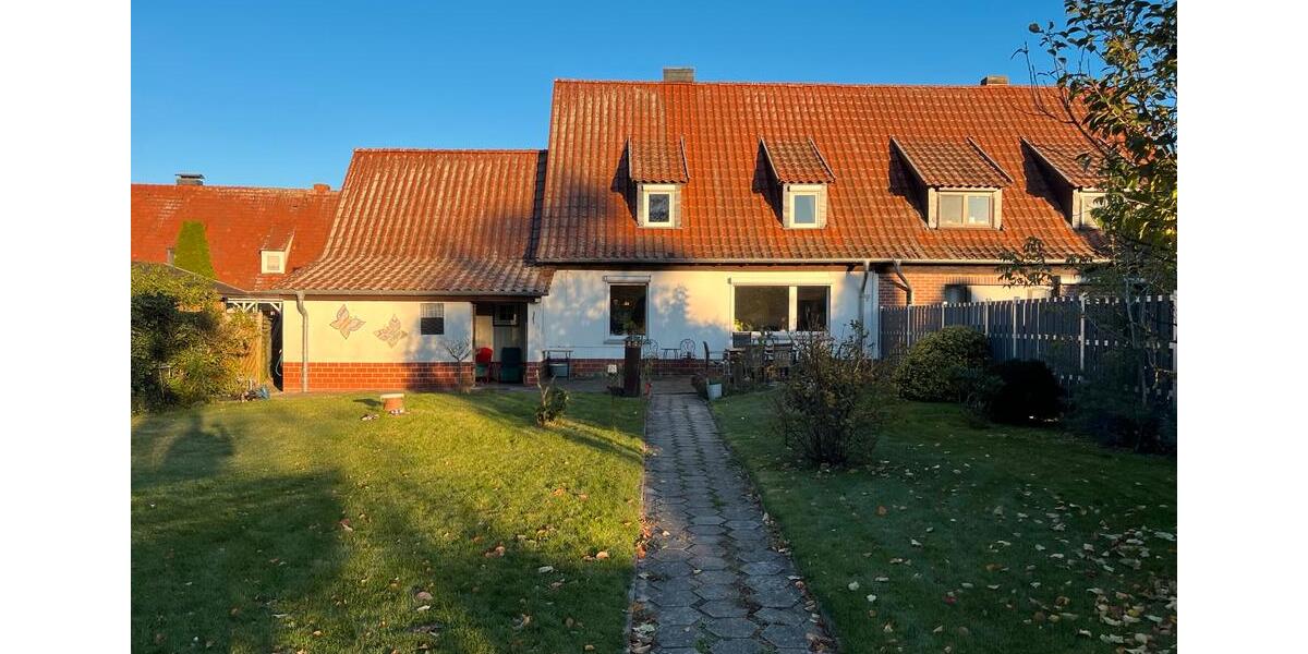 Doppelhaushälfte Schönhausen (Elbe) - 4 Zimmer, 90 m&sup2;, 150.000&euro; | Angebot:27409828
