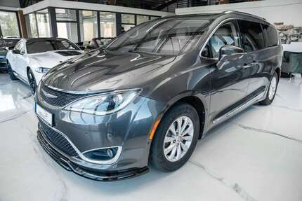 Chrysler Pacifica 103.072 km 22.999 &euro; Quakenbrueck 49610