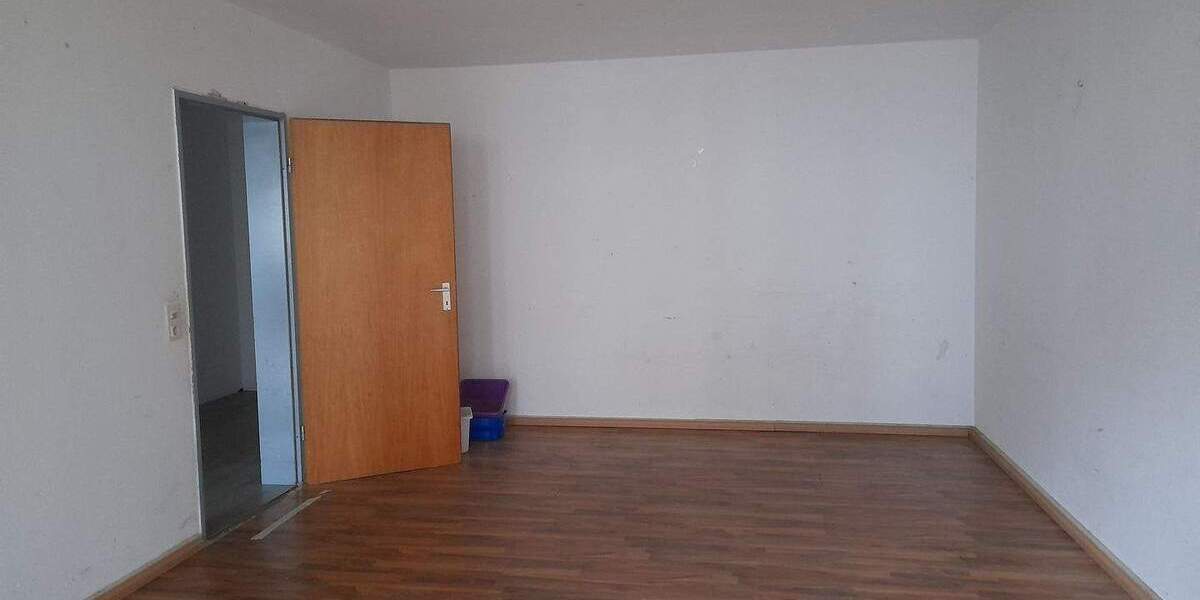 #Gültiger Wohnberechtigungsschein (85m²) erforderlich für 3 Personen # 3 zimmer