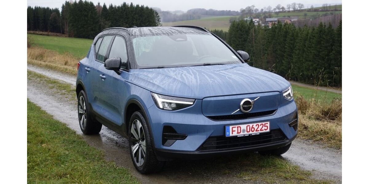 Volvo XC40 30.570 km 31.490 &euro; Fulda 36043