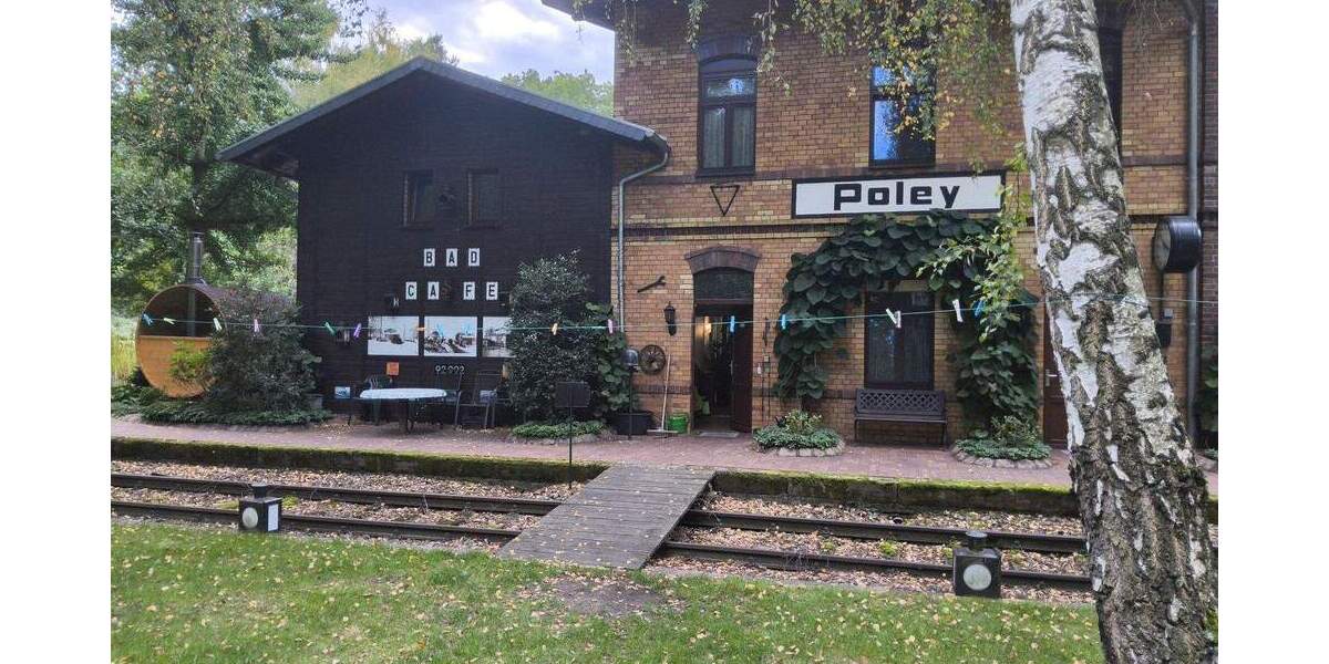 Stilvoll und Ruhig Leben im Bahnhof Poley 9 zimmer