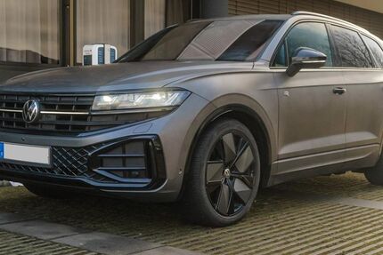 VW Touareg 50.750 km 58.899 &euro; Wiesbaden 65191