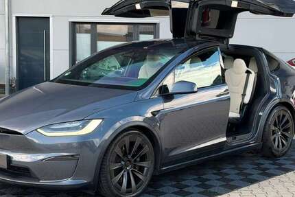 Tesla Model X 68.333 km 78.750 &euro; Emsbüren 48488