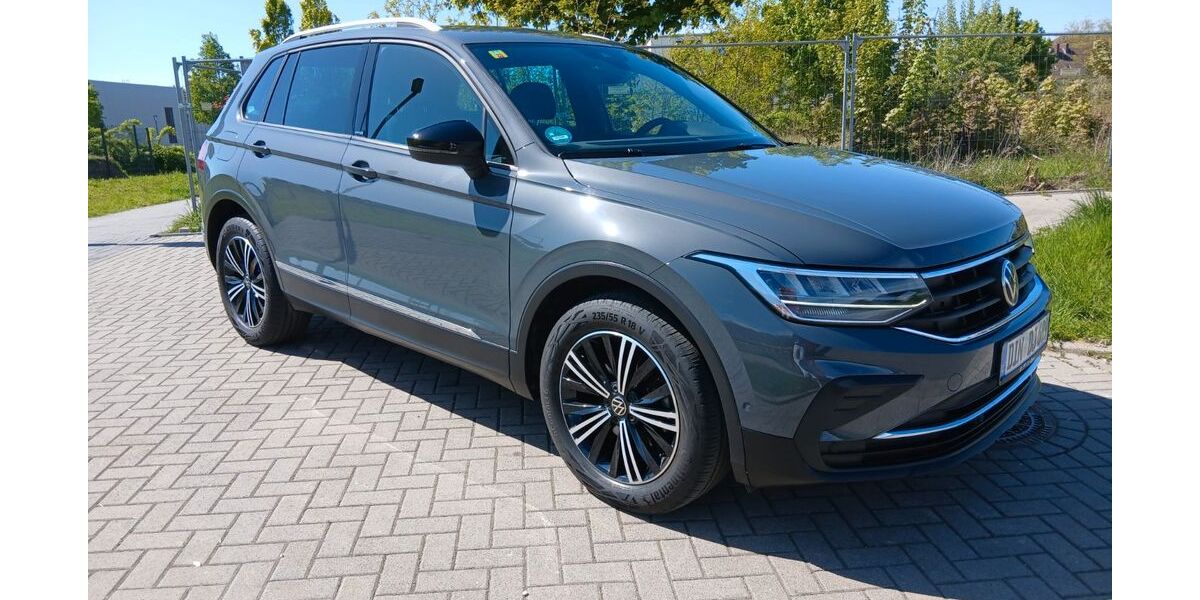 VW Tiguan 54.917 km 25.600 &euro; Dinslaken 46537
