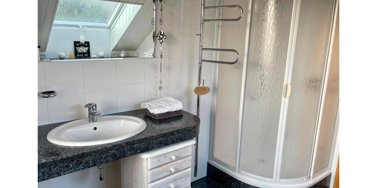 Einfamilienhaus Habichtswald - 3 Zimmer, 118 m&sup2;, 1.590&euro; | Angebot:24852308