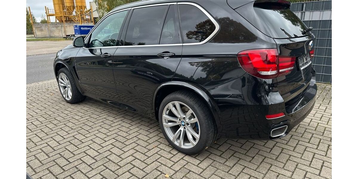 BMW X5 171.873 km 27.999 &euro; Fürstenwalde 15517