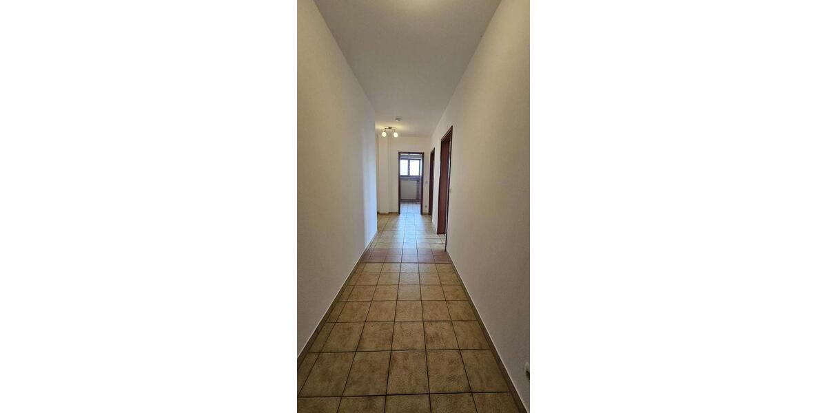 Etagenwohnung Nördlingen - 3 Zimmer, 89 m&sup2;, 755&euro; | Angebot:26481347