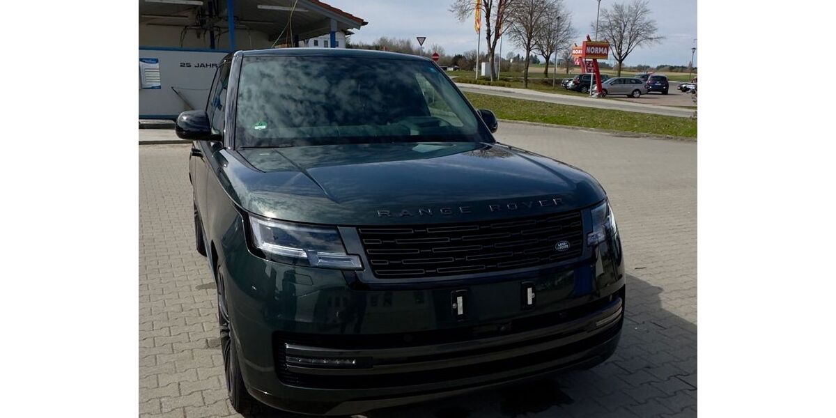 Land Rover Range Rover 30.600 km 132.999 &euro; Eggstätt 83125