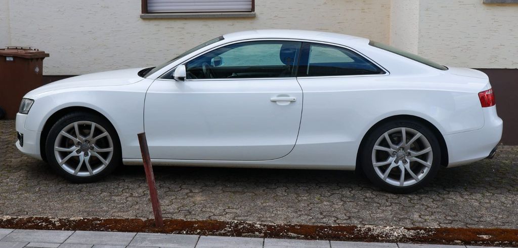 Audi A5 156.000 km 7.999 &euro; Hadamar 65589