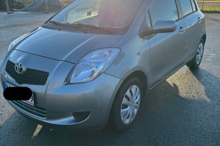 Toyota Yaris 106.900 km 3.000 &euro; Östringen 76684