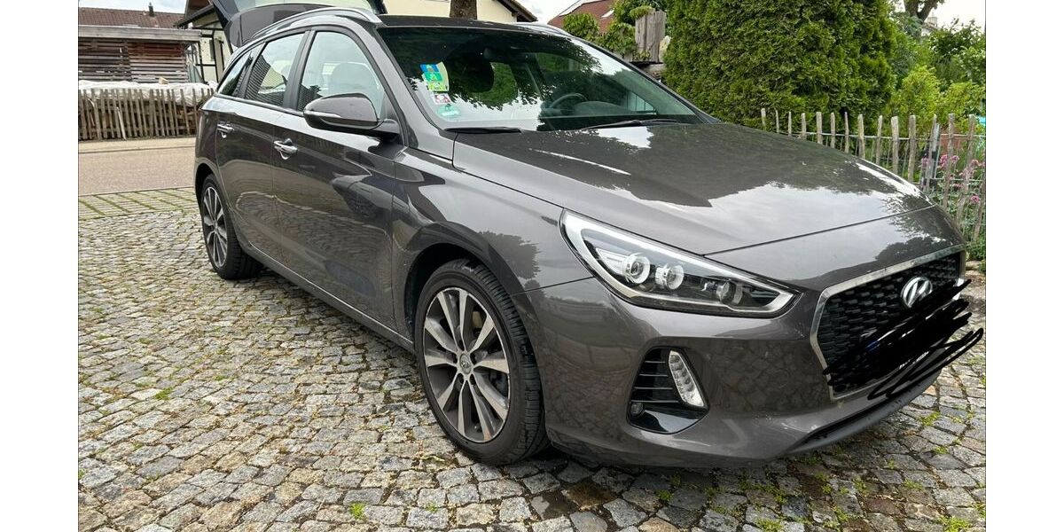 Hyundai i30 110.185 km 12.000 &euro; Nattheim 89564