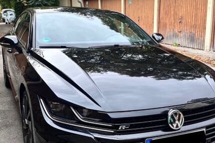 VW Arteon 143.000 km 25.200 &euro; München 80687
