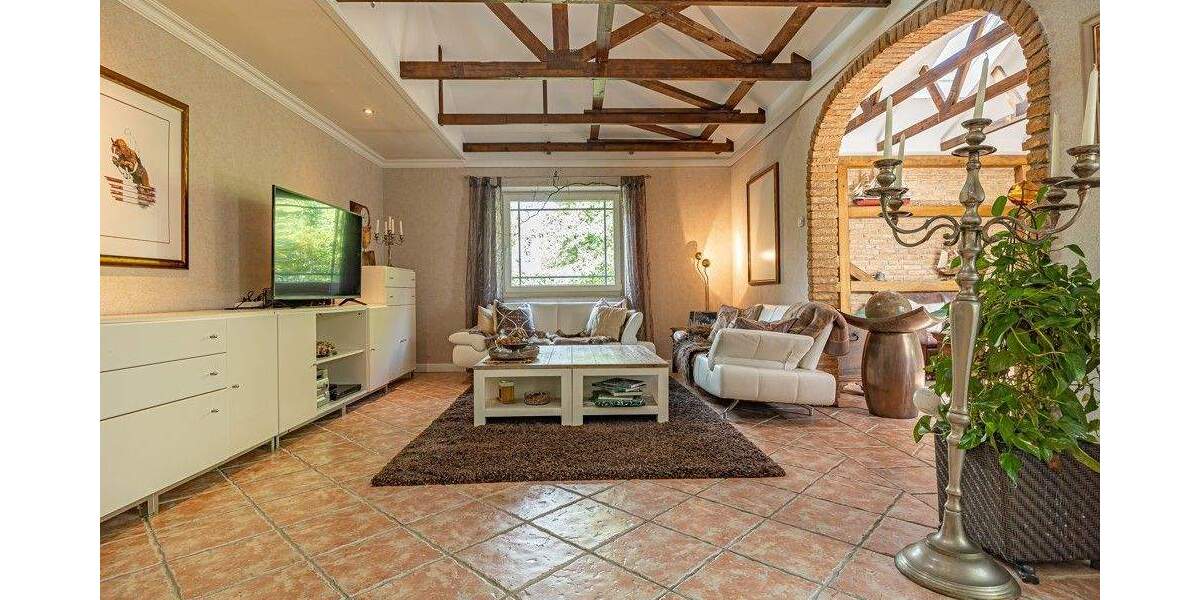 Mehrfamilienhaus, Wohnhaus Brokstedt - 5 Zimmer, 192 m&sup2;, 599.000&euro; | Angebot:25772850