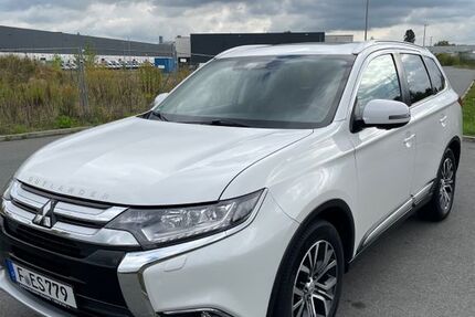 Mitsubishi Outlander 147.000 km 18.000 € Frankfurt 60489