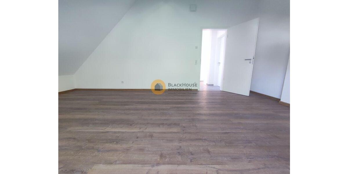 Einfamilienhaus Ingolstadt Südost - 6 Zimmer, 187 m&sup2;, 2.400&euro; | Angebot:24976018