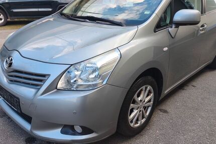 Toyota Verso 261.233 km 4.390 &euro; Passau 94036
