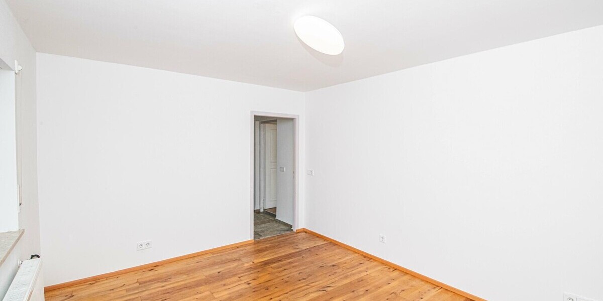 Wohnen auf einem großem Grundstück – Ein Zuhause zum Wohlfühlen - Einfamilienhaus Bruck in der Oberpfalz | Angebot:27092148