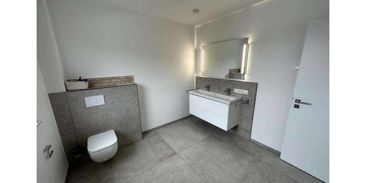 Doppelhaushälfte Steyerberg - 4 Zimmer, 147 m&sup2;, 1.500&euro; | Angebot:25088908