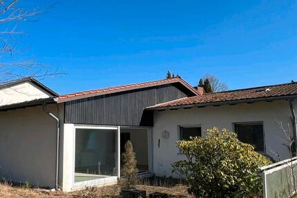 Haus Sankt Ingbert - 4 Zimmer, 135 m&sup2;, 260.000&euro; | Angebot:26393813