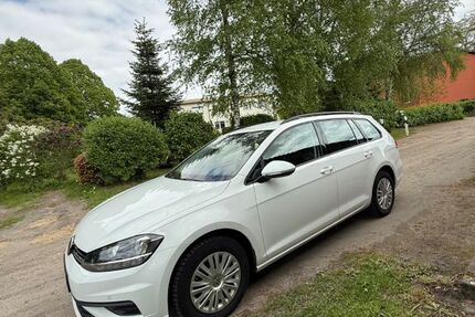 VW Golf 193.000 km 8.600 &euro; Wittenburg 19243