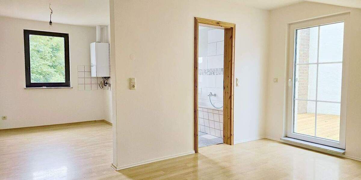 Eine Terrasse und 1,5 individuelle Zimmer warten auf Sie! 1 zimmer