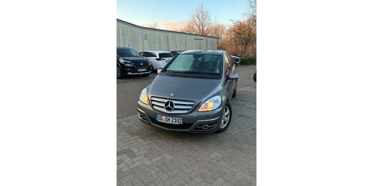 Mercedes-Benz b160 146.505 km 6.900 &euro; Hamburg 20038