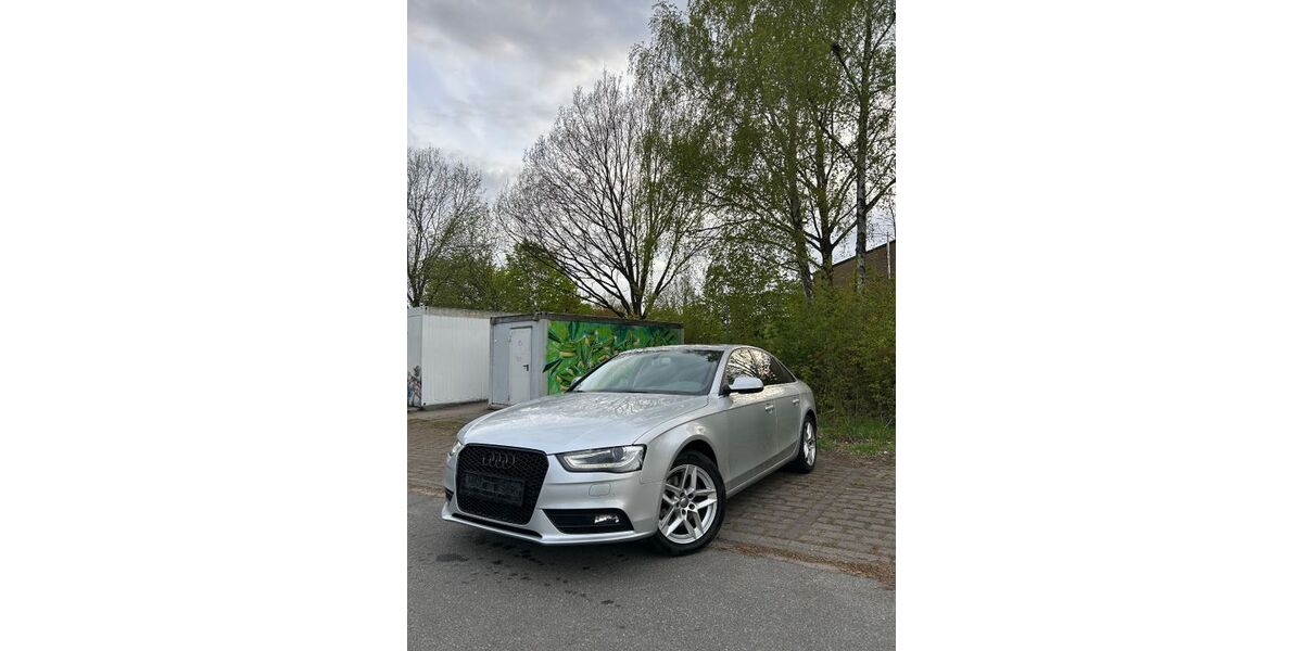 Audi A4 153.000 km 12.500 &euro; Barsbüttel 22885