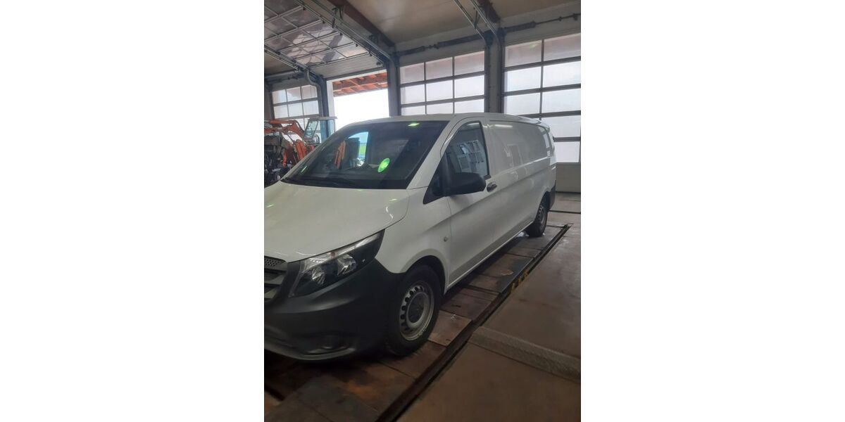 Mercedes-Benz Vito 168.629 km 18.400 &euro; Emmering 83550