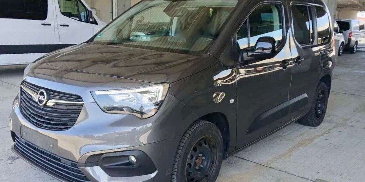 Opel Combo 50.000 km 18.800 &euro; Gundelfingen 79194