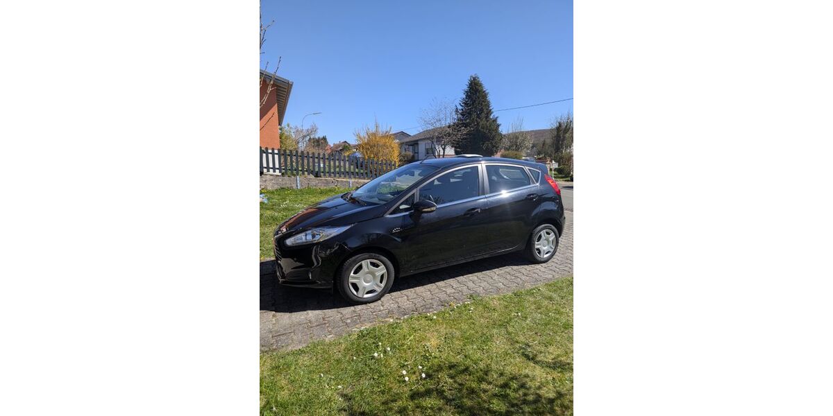 Ford Fiesta 170.000 km 4.100 &euro; Eisen 66625
