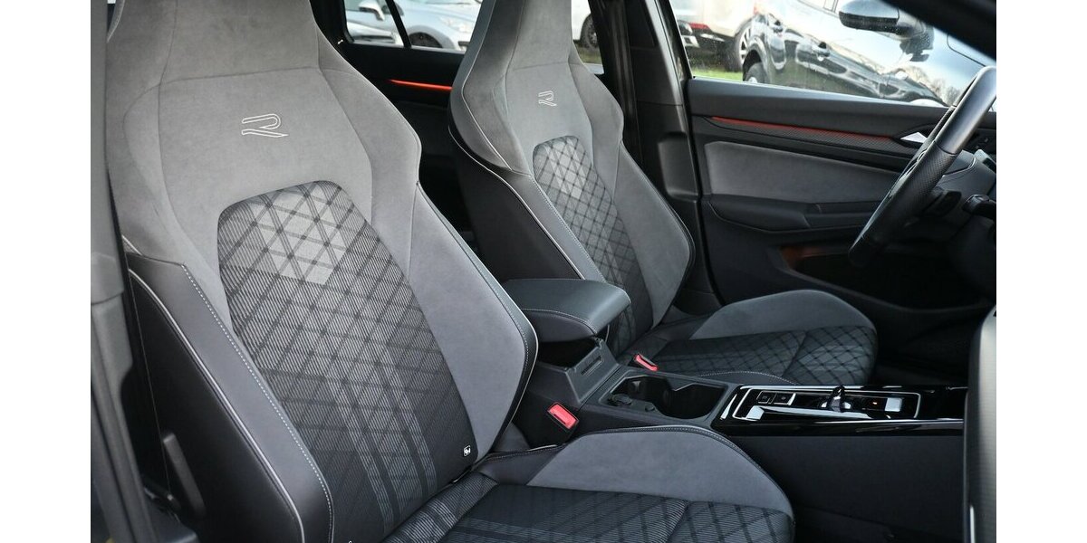 VW Golf Variant 2.0 TSI*R-Line*DSG Navi Leder Pano 37.000 km 28.800 &euro; Seevetal - Hittfeld 21218
