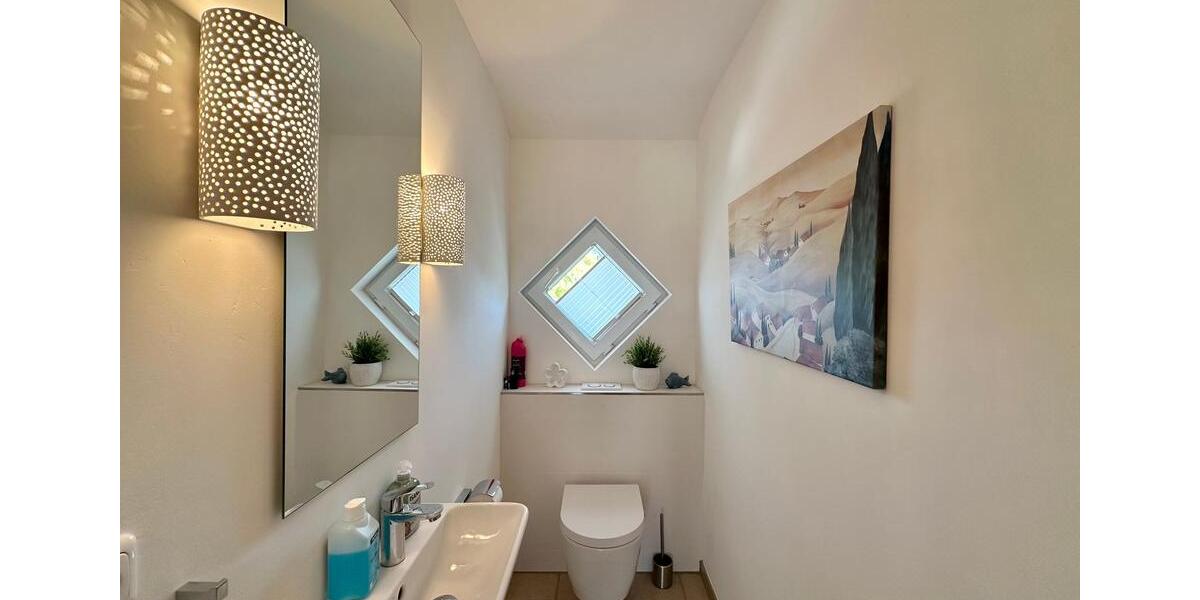 Dachgeschoßwohnung Westerstede - 3 Zimmer, 98 m&sup2;, 960&euro; | Angebot:26599586