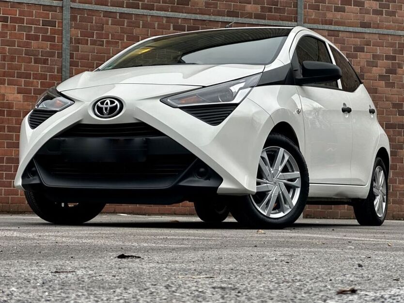 Aygo (X)