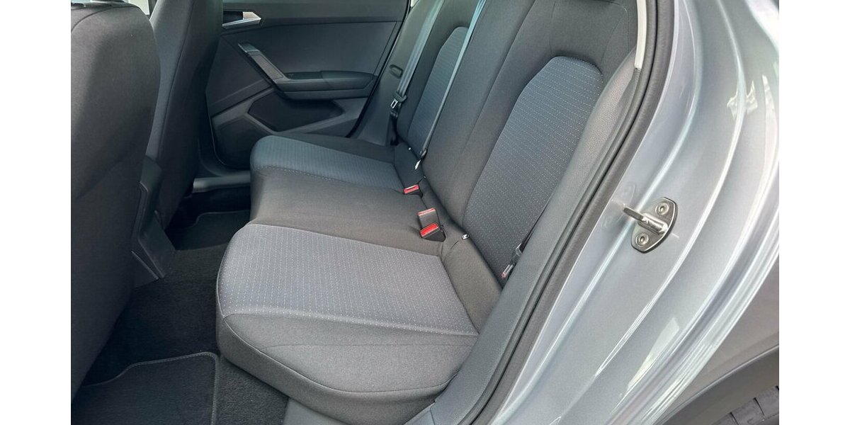 Seat Arona Style *Navi-App/SHZG/LED/Kamera/PDC* 13.138 km 16.980 &euro; Bamberg 96052