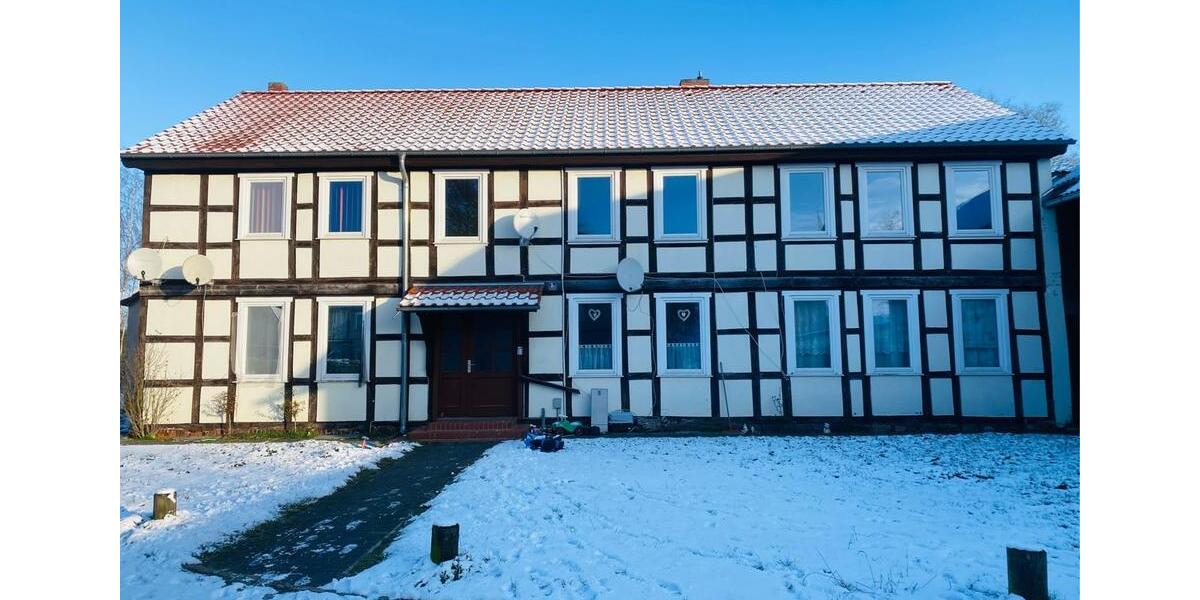 Etagenwohnung Arendsee (Altmark) - 2 Zimmer, 51 m&sup2;, 297&euro; | Angebot:26492105