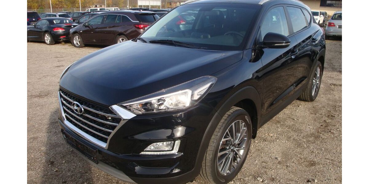 Hyundai TUCSON 148.359 km 13.950 &euro; Neufahrn 84088